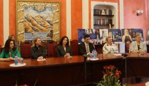 Фотовиставка Жінка в українській дипломатії_04