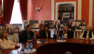 Фотовиставка Жінка в українській дипломатії_05