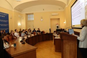 Весняна школа для аспірантів і молодих учених 02_3